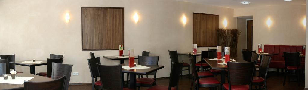 Hotel & Restaurant Lamm Μόσμπαχ Εξωτερικό φωτογραφία