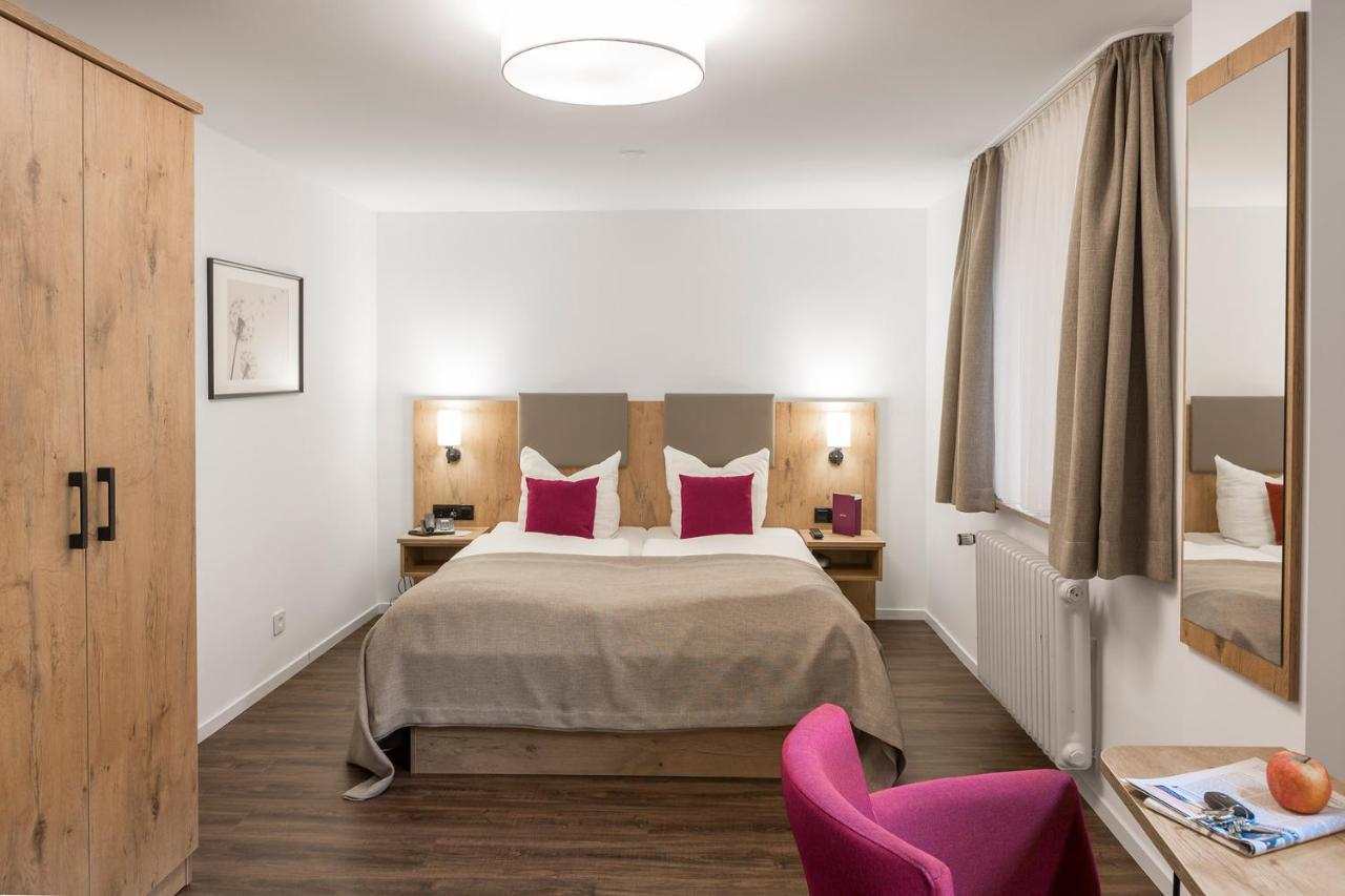Hotel & Restaurant Lamm Μόσμπαχ Εξωτερικό φωτογραφία